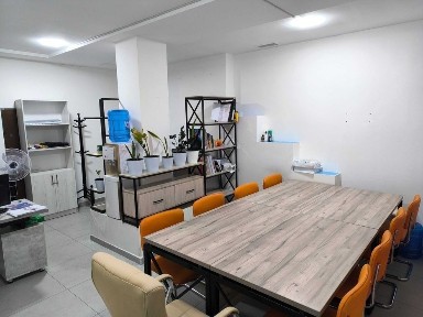 Soatlik va oylik xonalar o'quv va ofis maqsadlari uchun