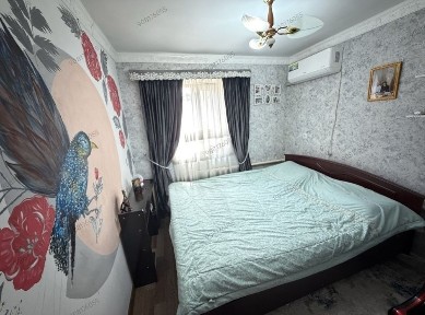 5-комнатный дом 4.5 сотки, 261 м², Мирабад ок уй махалля файзиобад