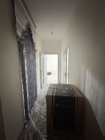 Termiz shahar Bezmakler Movaro domlarda 2 xonali uy ijaraga beriladi !