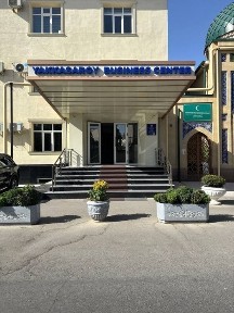 Сами арендадатели сдаем в аренду офисные помещения + юридический адрес
