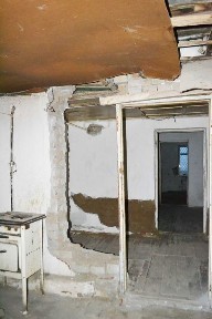 Продается дом в общем дворе ул. Дагбитская, 6-я школа