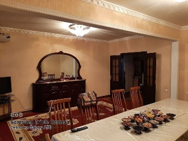 Квартира 5 комнатная. в Сергелийском районе, не торцовый!