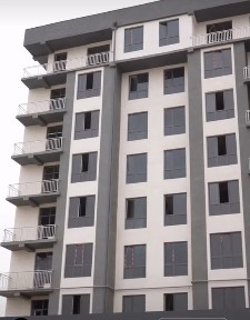2 xonalik yangi karobka buxoro cityda joylashgan uy tez arzon sotiladi