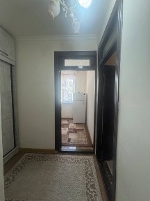 Арендага 1 хона 1 этаж Партсезда жойлашган. Агентство