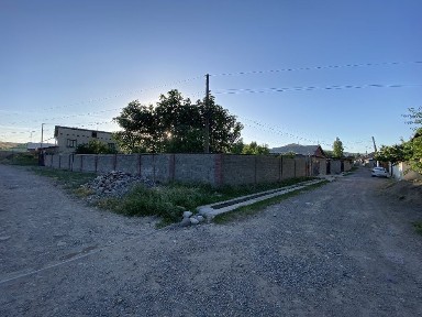 Бостонлик азадбашда ховли сотилади 6 сотх