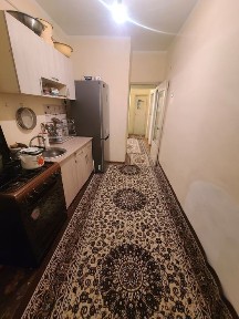 Srochna uy sotiladi