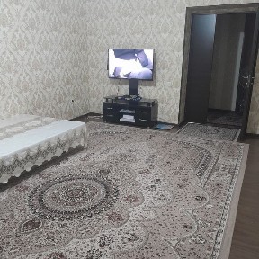 3 honali uy sotiladi