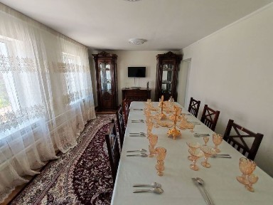 Продаётся дом ( участок 12 сот) подходит для бизнеса