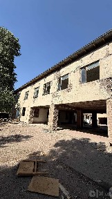 Ангрен шаҳри марказида йирик объект ижарага берилади (корабогда)