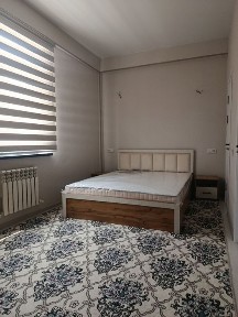 Yakkasaroy Qushbegi dahasida joylashgan 13 etajli domi 9 etajidagi hon