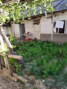 Дом на участке 4,35 сот. От М. Улугб. военкомата 100метр. Есть варианты