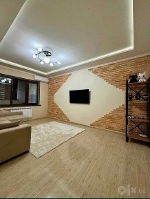 Продаётся 3х комнатная квартира 77 серия кирпич