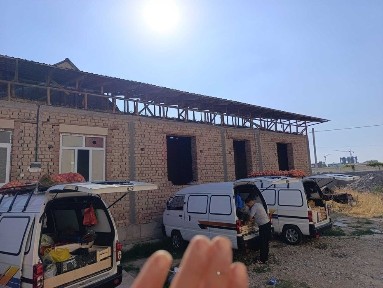 Bektemir ROVD orqasida 4 sotix uy sotiladi