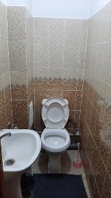 Срочно продается 5-ти комнатная квартира, на Белтепа массив