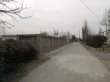 Uy sotiladi srochna