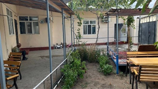 Продается участок 2,3 сотки 5 комнат Бектемир РОВД