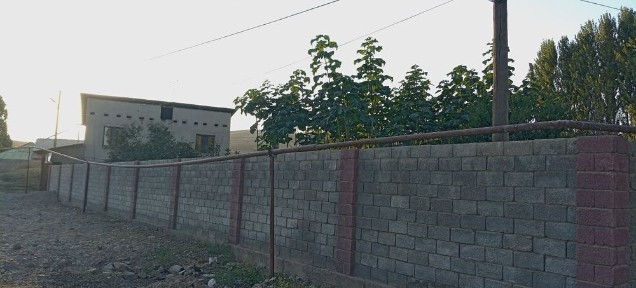 Бостонлик Азадбашда уй сотилади 6сотх