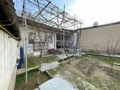 Продается 5.5 соток - узбекФильм. Вдоль канала