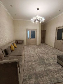 Продаётся 3-комнатная квартира + большой холл в Юнусабаде
