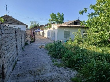 Sirochni sotiladi uchaska 5,5 sutik