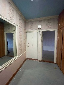 Продаётся квартира 4 комнатная, 1-54-22