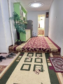 Shaxrisabz 3 xonalik uy sotiladi yoki ijaraga beriladi