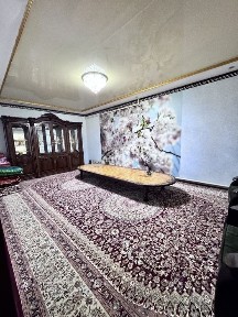 Bo'ron Zapravkada 2 qavatli yevroremontli uy sotiladi (mebeli bilan)