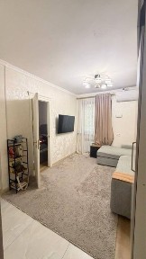 Продаеться квартира 1в2/4/4 метро БИЙ