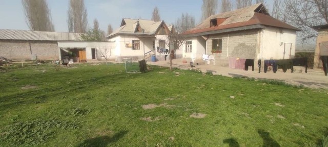 Уй сатылады 30 сот