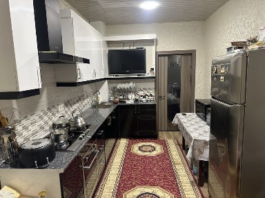 Ц-квартал. Uy va uning ostidagi noturar bino sotiladi