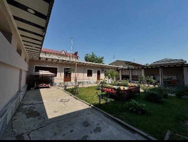 Продается Дом с Участком Срочно, 9.5 соток, 3 этажа