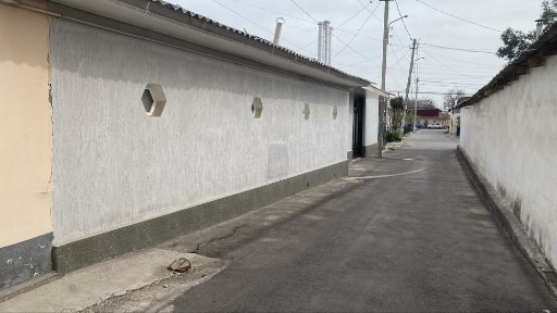 Уй сотилади. Срочно!