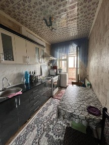 12-mkr.dan 3 xonali kv sotiladi