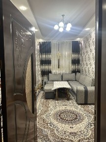 Продается трёхкомнатная квартира на первом этаже