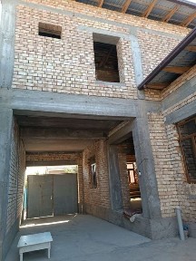 Hovli sotiladi mmm