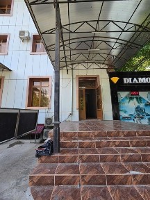 Сдается в Аренду Часть здания, 406м² (Кинотеатр Казахстан) 10 Кабинетов
