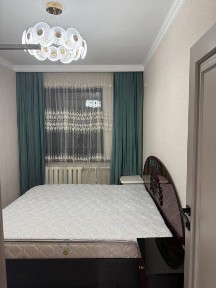 Alayskiy Minor mahallasida 3 xonali evroremont uy sotiladi