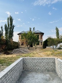 Участок двух этажный 10 сотих