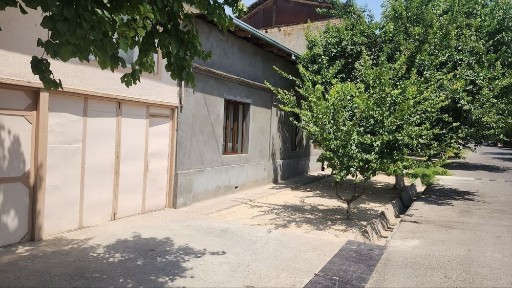 Участок сотилади