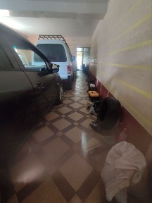 Уй сотилади 6 хонали