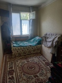 Chlonzor 8 kv 2 xonali 2 etaj sheriklikka student bolla hamma sharoit