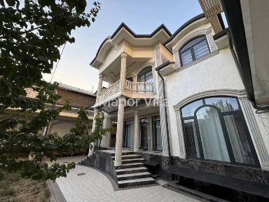 Аренда Дома В Центре! 3,000$