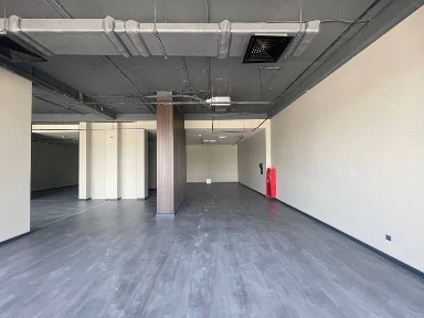 Коммерческого помещение, open space 556 м² YU