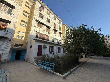 Tayyor 3 xonali kvartira oldida o'zini biznesi bilan sotiladi#a868
