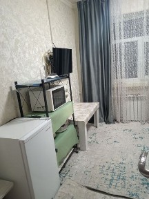 Uy sotiladi yashnobot tumani maktab bogʻcha yonida lstadion bor