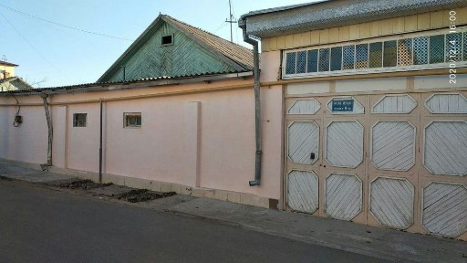 Продам свой дом в г. Навои. (6 соток)