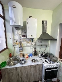 Uy sotiladi komissiya yuq hamma sharoitlari bor