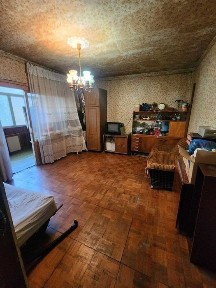 Юнуабад 4 Квартира 1 этаж 4 ком. 4 этаж. дома