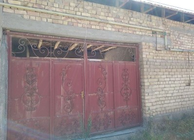 Продам и обмен на квартиру на дачу свою в Чирчике 6 соток, 3х комнатны
