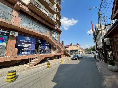 Продается офис улица Циолковский 67м2